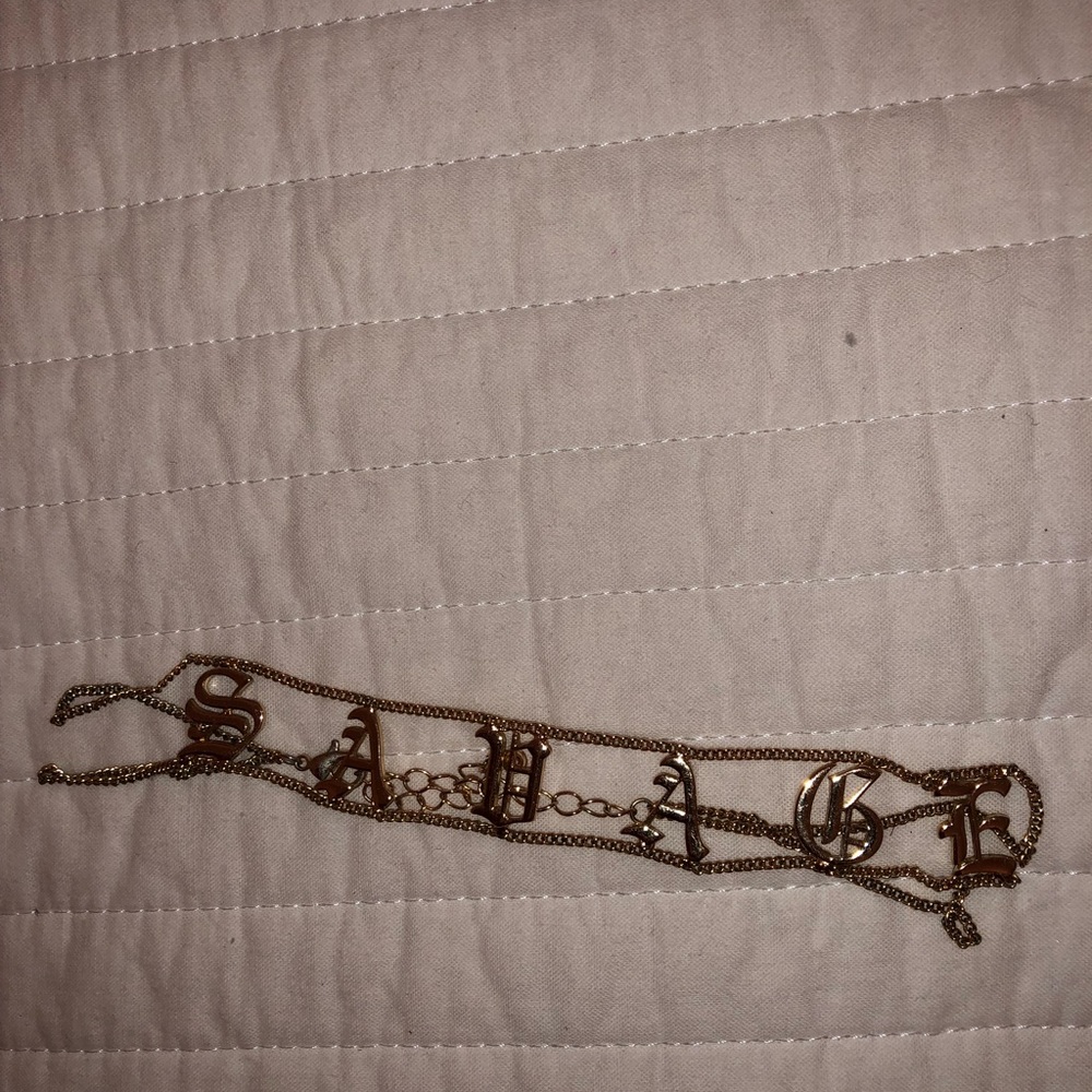 Gold savage choker